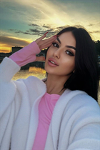 Ukrainian bride kateryna from kyiv with Black hair age 26 photo-7