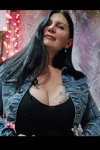 Ukrainian jolie fille oksana de kropivnitskiy avec Noirs cheveux, âge 50 photo-29