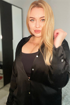 Ukrainian lady alona from zolotonosha with Blonde hair age 35 photo-23