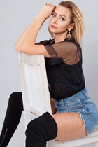 Bride from valencia marianna with Blonde hair age 45 photo-2