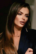 Femme parfaite tatiana de paris avec Chatain clairs cheveux, âge 40 photo-37