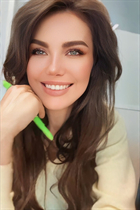 Jolie fille ukrainienne olga de paris avec Chatain clairs cheveux, âge 46 photo-15