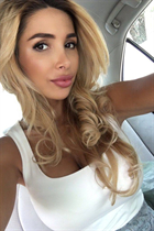 Novia de baku rosa con pelo Rubio y edad 37 photo-11
