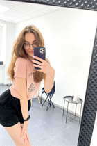 Date fille ukrainienne katerina de lviv avec Brunette cheveux, âge 24 photo-2