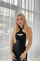 almaty mariée aisha avec Blond cheveux, âge 24 photo-1