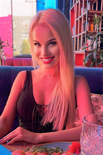Stunning Ukrainian woman lada from kharkiv with Blonde hair age 30
