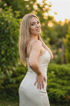 Ukrainian girl natalya from odessa with Blonde hair age 33 photo-5