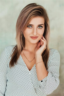 Hot russian mail order bride julia from kharkov with Blonde hair age 26