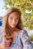 Date ukrainian anna from dnepr with Blonde hair age 43 photo-4
