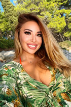 Dating a ukrainian girl viktoria from vancouver with Light Brown hair age 36 photo-14