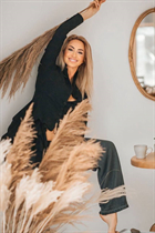 Jolie fille oksana de alicante avec Blond cheveux, âge 49 photo-8