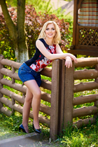 Dating a german woman julia from cologne with Black hair 43 years old photo-4