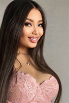 denver bride ainyra with Dark Brown hair age 35 photo-9