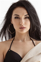 Ukrainian lady julia from kiev with Black hair age 30 photo-8