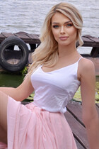 Meet Ukrainian girl anna from dnepr with Blonde hair age 34 photo-16