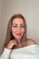 Perfect woman victoria from vienna with Blonde hair age 43 photo-2