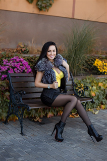 Wife from Ukraine marta from krivoy rog with Black hair age 41