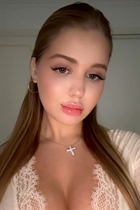 Dating ukrainian woman polina from kiev with Blonde hair age 18 photo-14