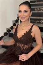 wroclaw bride taisiya with Light Brown hair age 37 photo-8