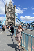 Ukrainian lady elena from london with Blonde hair age 45 photo-10