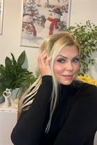 German girl yulia from nürnberg with Blonde hair 48 years old photo-16