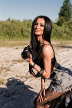 Salir con chica ucraniana irina de lutsk con pelo Negro y edad 37 photo-4