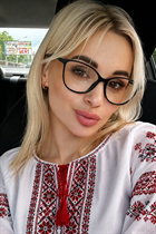 Femme ukrainienne anastasiia de nikolaev avec Chatain clairs cheveux, âge 34 photo-4