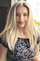 mobile mariée sabina avec Blond cheveux, âge 34 photo-9