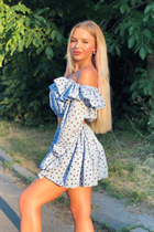 Femme célibataire ukrainienne evelina de kiev avec Blond cheveux, âge 25 photo-13