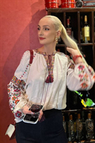 Pretty girl irina from london with Blonde hair age 35 photo-32