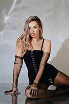 Single Ukrainian lady inna from pokrov with Blonde hair age 35