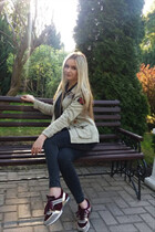 Lady from Ukraine valeria from konstantinovka with Blonde hair age 24 photo-3