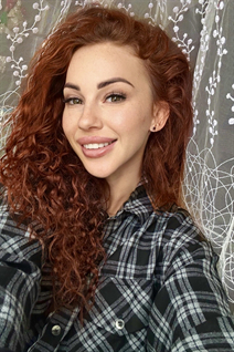 Pretty Ukrainian girl alena from odesa with Red hair age 30