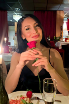 Superbe mariée ukrainienne yanina de kyiv avec Noirs cheveux, âge 38 photo-6