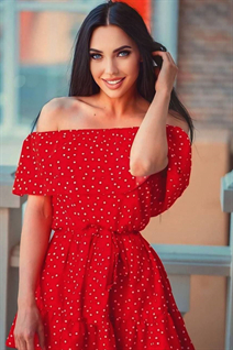 Jolie fille ukrainienne inna de rivne avec Brunette cheveux, âge 29