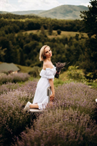 Beautiful german girl ivanna from frankfurt with Blonde hair 33 years old photo-13