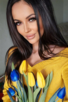 Salir con chica ucraniana irina de lutsk con pelo Negro y edad 37 photo-3