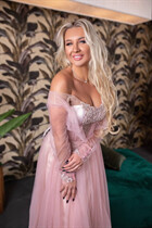 Date ukrainian girl svetlana from kiev with Blonde hair age 37 photo-1