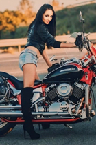 Femme parfaite elina de madrid avec Noirs cheveux, âge 37 photo-28