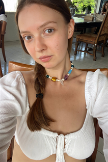 Bride from bangkok alina with Light Brown hair age 28