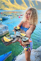 Ukrainian woman for dating viktoriia from kharkov with Blonde hair age 53 photo-6
