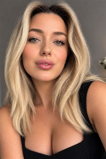 Femme ukrainienne elizaveta de kyiv avec Blond cheveux, âge 29
