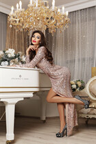 Dating a german woman marianna from baden-baden with Dark Brown hair 43 years old photo-11