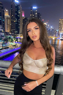 Single Ukrainian lady anna from kiev with Dark Brown hair age 24