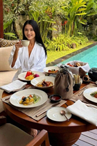 Bride from hanoi minh with Black hair age 36 photo-2