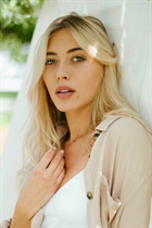 Modèle fille ukrainienne daria de kiev avec Blond cheveux, âge 30 photo-1