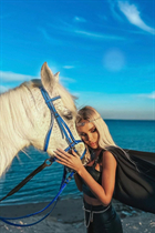 Pretty girl anna from warszaw with Blonde hair age 36 photo-16