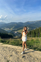 Femmes slaves yulia de cherkasy avec Chatain clairs cheveux, âge 28 photo-4