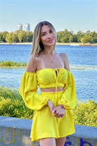 Femme célibataire ukrainienne valentyna de kyiv avec Chatain clairs cheveux, âge 31 photo-1
