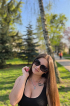 Ukrainian woman for marriage veronica from poltava with Dark Brown hair age 28 photo-2